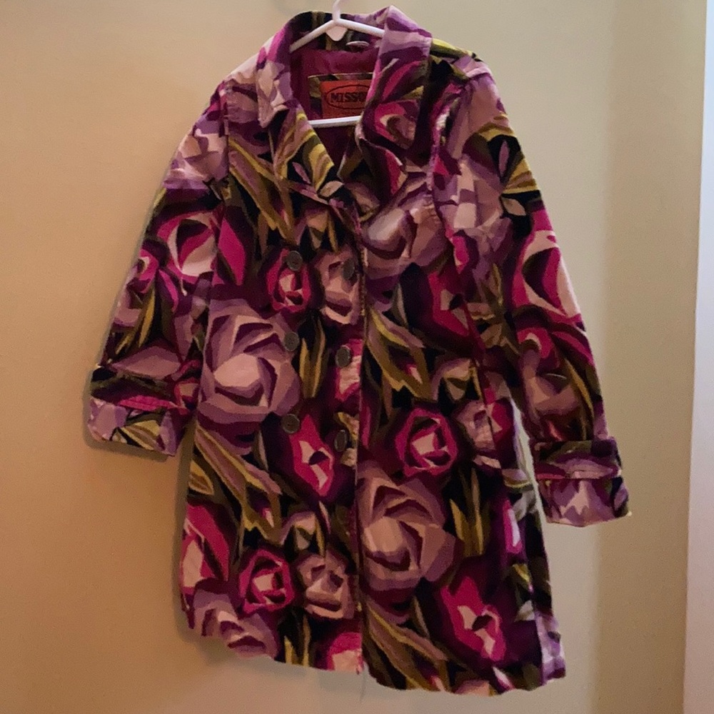 Adorable coat! - Picture 2 of 4